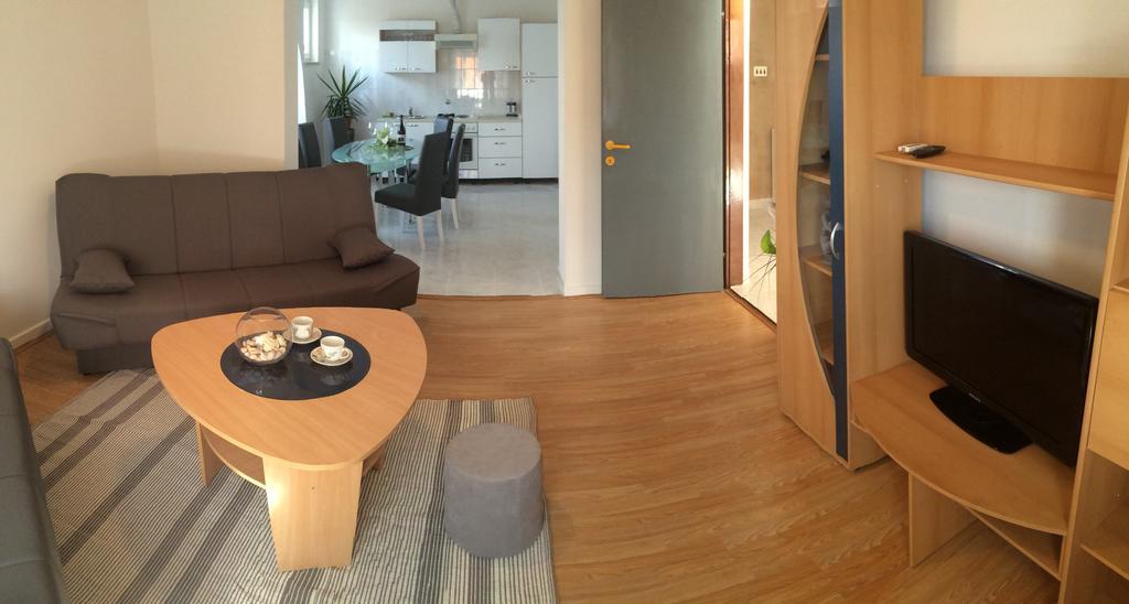Apartment T&J زادار المظهر الخارجي الصورة